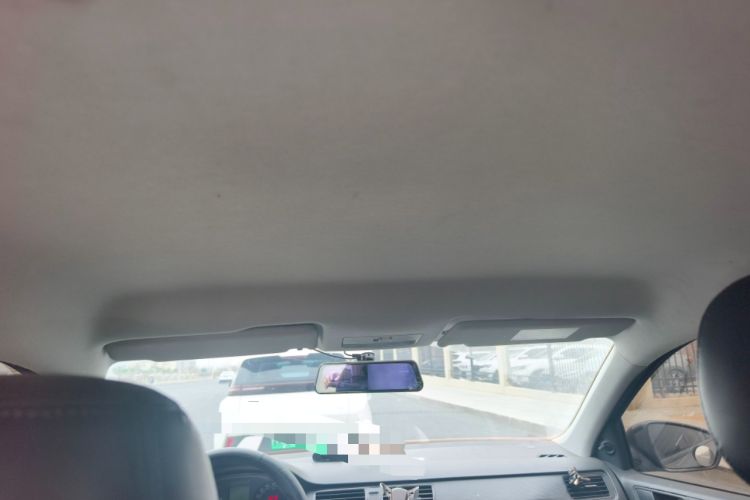 Used Skoda Rapid 2015 1.4L Manual Enjoyment Model
