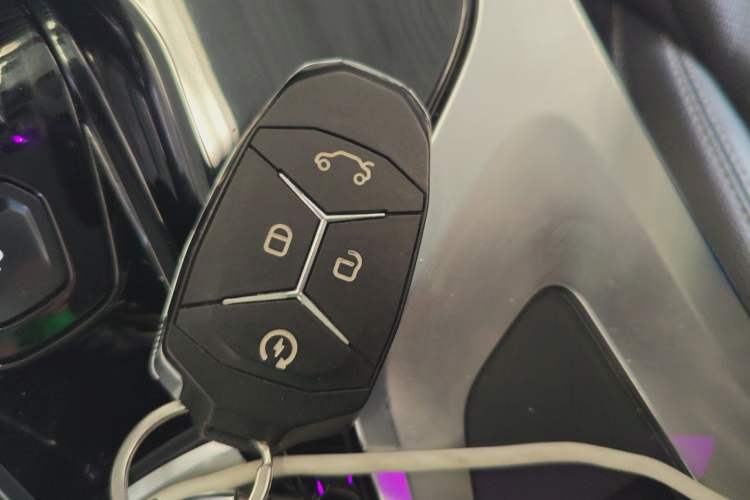 Used Lynk & Co 01 2019 2.0T Two-Wheel-Drive Pro Version China VI Standard