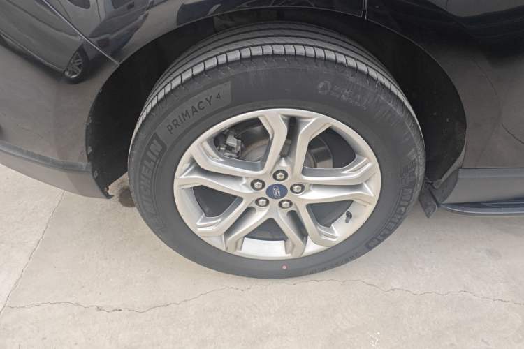 Used Ford Edge 2018 EcoBoost 245 Two-Wheel-Drive Titanium 7-Seater China V Standard
