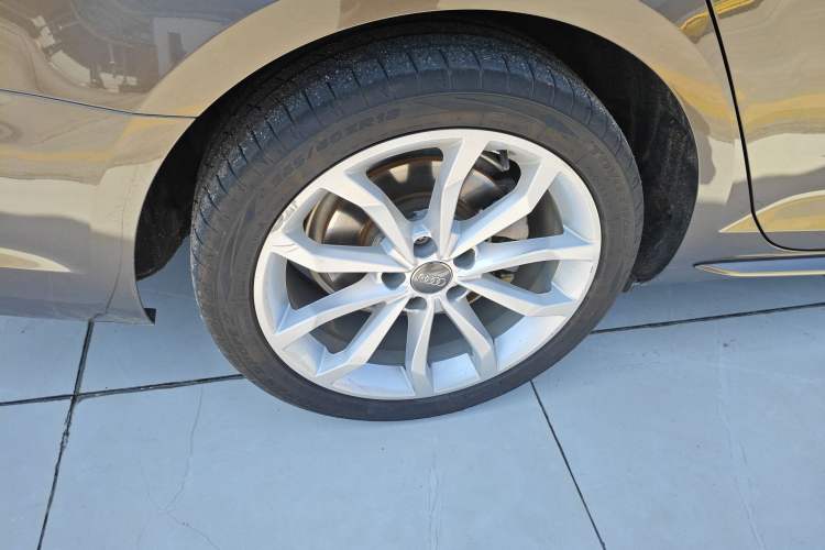 Used Audi A4L 2018 30th Anniversary Edition 40 TFSI Fashion Model