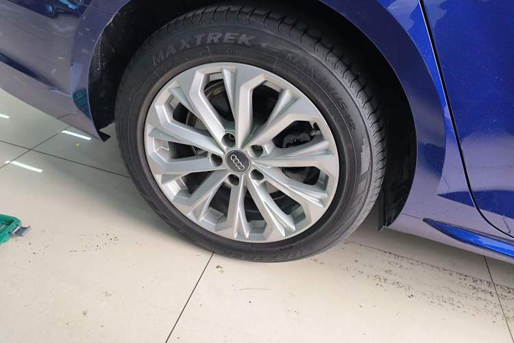 Used Audi A4L 2019 40 TFSI Ambition China VI