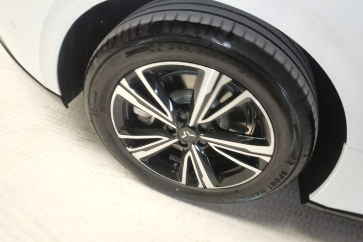 Used Hongqi EH7 2025 600 Smart Selection Edition
