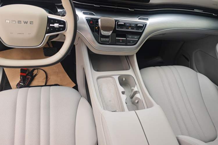 Used Roewe iMAX8 New Energy 2025 1.5T DMH Lu Zun Deluxe Edition Gear Lever