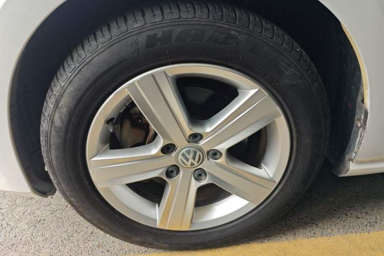 Used Volkswagen Golf 2016 230TSI Automatic Comfort Version
