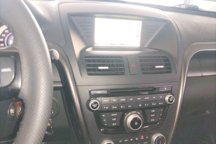 Used Bestune X80 2016 1.8T Automatic Luxury Model
