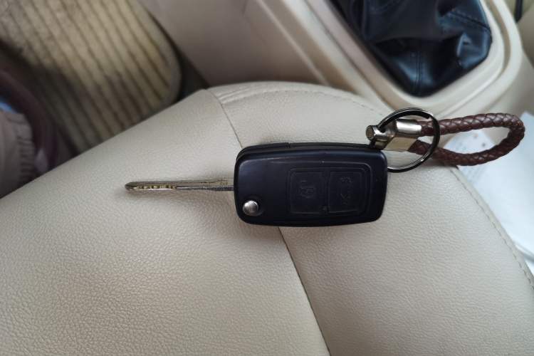 Used Chery Fengyun 2 2013 Hatchback 1.5L Manual Ruiyi Edition
