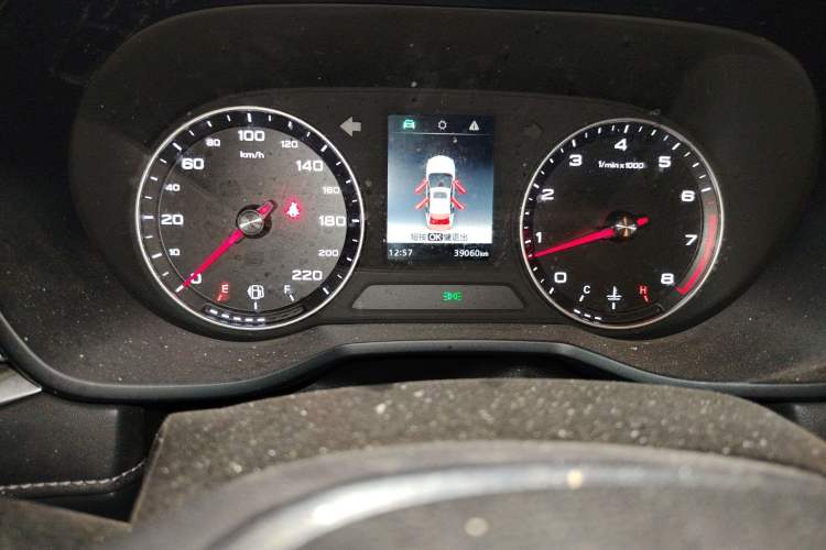 Used Roewe i5 2019 1.5L Manual 4G Connected Langyue Edition
