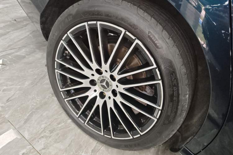 Used Mercedes-Benz C-Class 2022 Facelift C 260 L Right Rear Wheel Hub