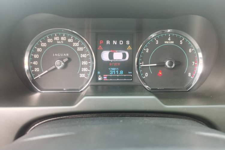 Used Jaguar XF 2013 XF 2.0T Luxury Edition
