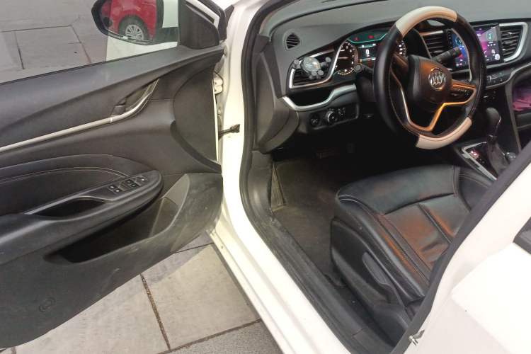 Used Buick GT 2015 15N Automatic Deluxe Edition