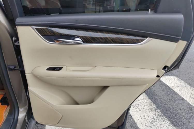 Used Cadillac XT5 2016 25T Tech Edition