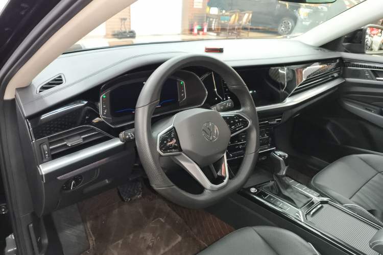 Used Volkswagen Passat 2023 Revised 380TSI Luxury Edition
