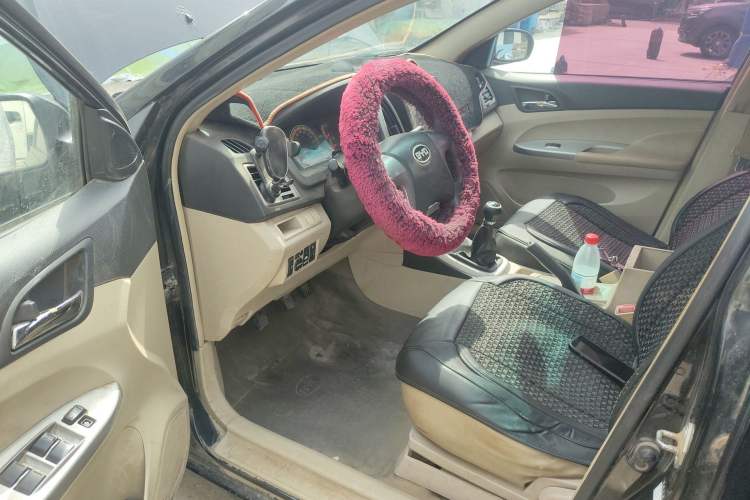 Used BYD F3 2014 1.5L Manual Luxury Model Driver Seat