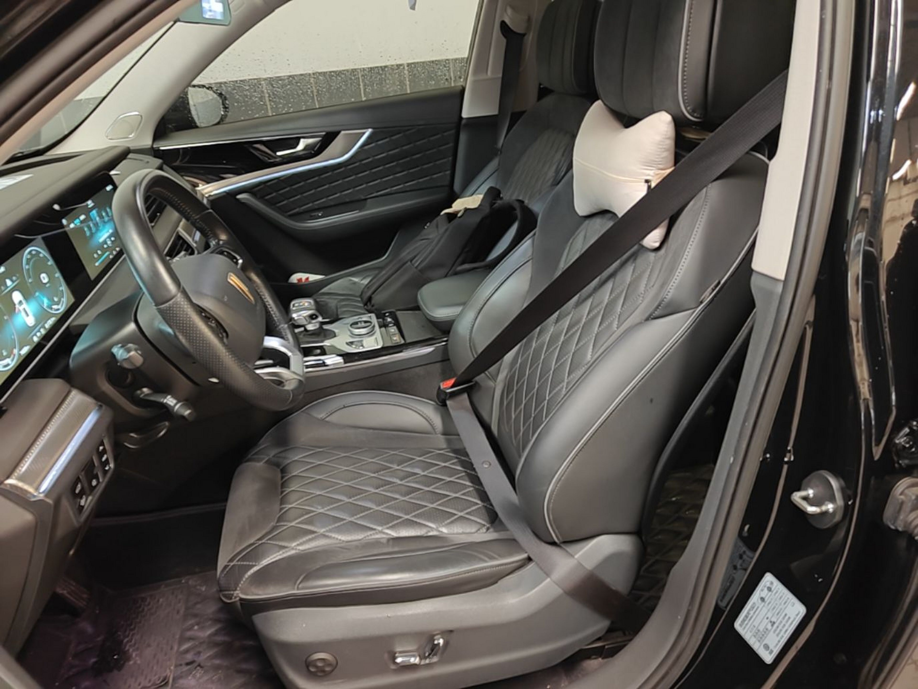 Vordere Reihe im Auto