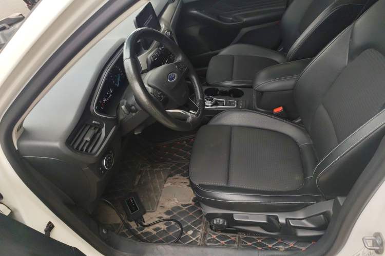 Used Ford Focus 2019 Hatchback EcoBoost 180 Automatic Trendy Model