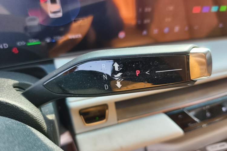 Used Buick GL8 New Energy 2024 Lu Zun Deluxe Edition 7-Seater