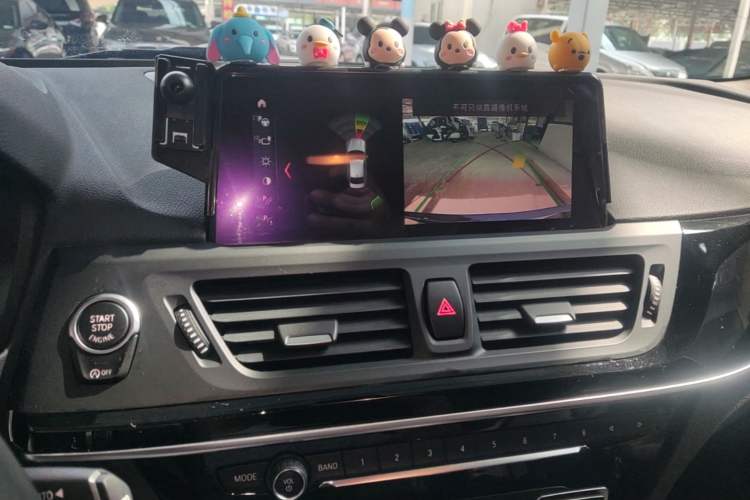 Used BMW 1 Series 2020 120i Fashion Model Audio And AC Panel