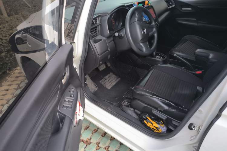 Used Honda Fit 2016 1.5L LX CVT Comfort Model
