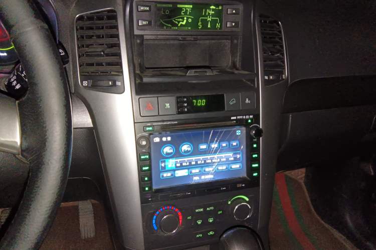 Used Chevrolet Captiva 2010 3.2 AT 7-Seater Flagship Edition
