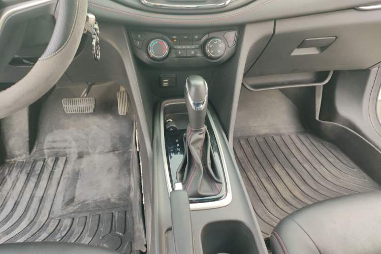 Used Chevrolet Monza 2019 RS 330T Automatic Comfort Edition China VI Standard