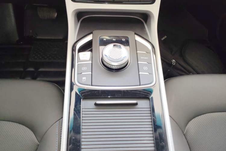 Used Geely Auto Emgrand GSe 2018 ZhenShang Model Gear Lever