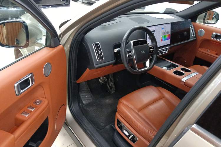 Used Li Auto L8 2023 Pro Model