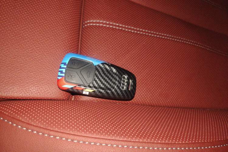 Used Audi A4L 2024 40 TFSI Luxury Dynamic Edition (Starry Night Version)
