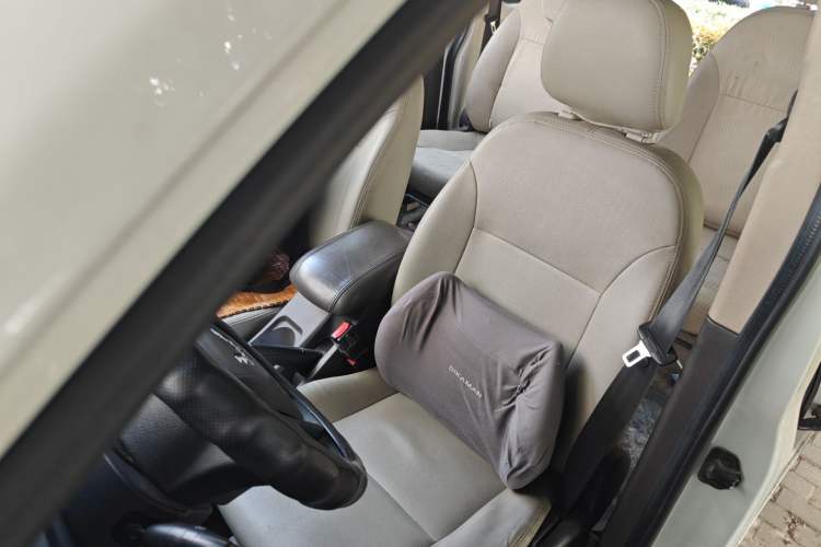 Used Wuling Rongguang V 2016 1.5L Standard Version
