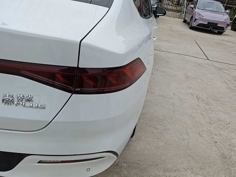 Used BYD Qin PLUS 2024 Honor Edition EV 420KM Leading Model — 7