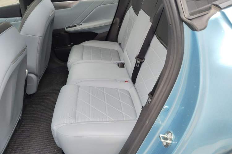 Used Deepal S05 2024 510 Ultra Pure Electric Version Left Rear Seat