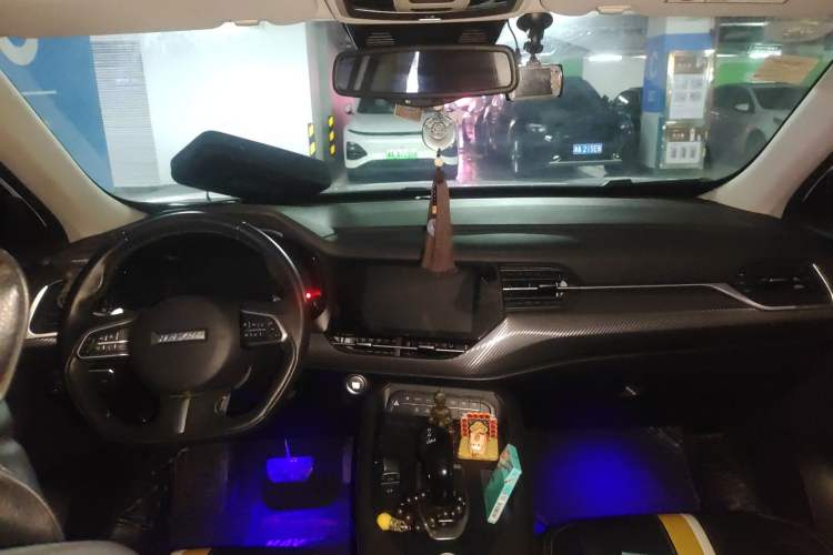Used Haval F7x 2019 1.5T Two-Wheel Drive Smart & Trendy Edition Headliner