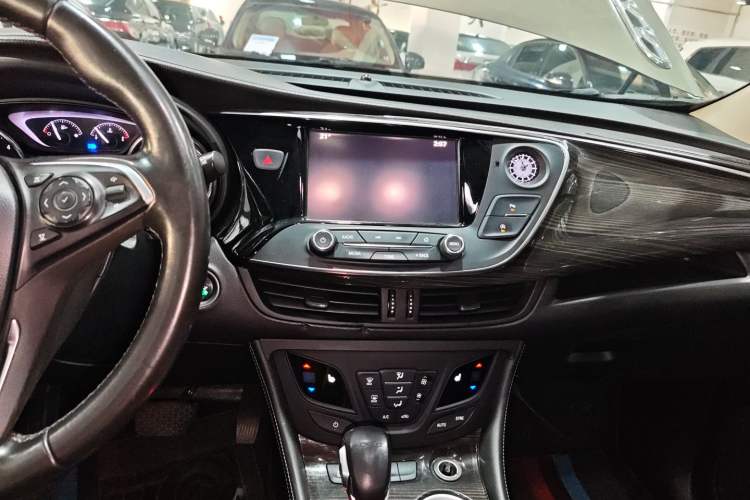 Used Buick Envision 2018 20T Two-Wheel-Drive Elite Model