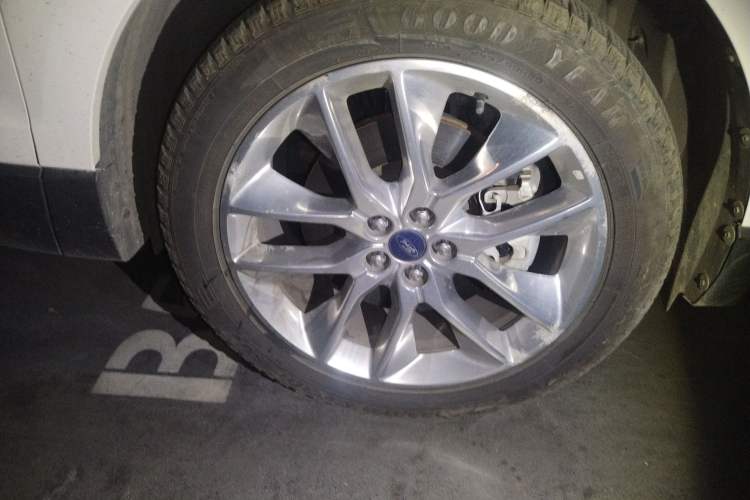 Used Ford Edge 2016 EcoBoost 245 Four-Wheel Drive Titanium 7-Seater
