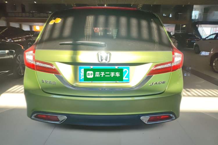 Used Honda Jade 2013 1.8L automatic Comfort version 5 seats Rear