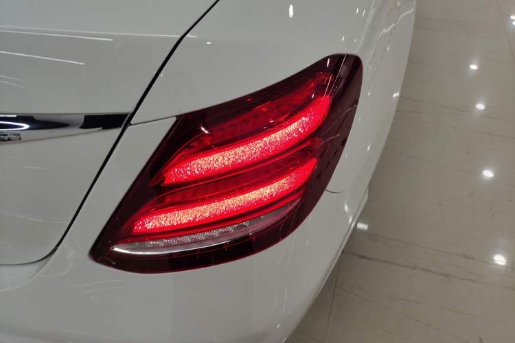 Used Mercedes-Benz E-Class 2019 E 200 L Sport 4MATIC
