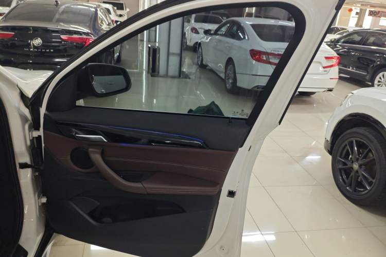 Used BMW X1 2020 sDrive20Li Premium Edition
