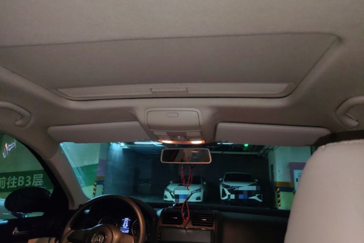 Used Volkswagen Sagitar 2011 1.4 TSI Automatic Luxury Edition
