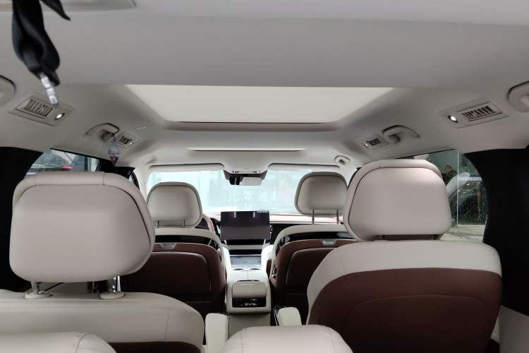 Used BYD Xia 2025 DM-i 1.5T 180km Beyond Edition Headliner