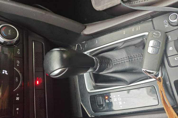 Used Mazda CX-4 2020 2.5L Automatic 2WD Sky-Drive Fun Edition Gear Lever