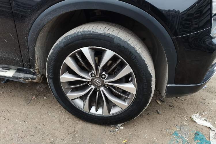 Used GAC Trumpchi GS8 2017 320T Two-Wheel Drive Luxury Smart Connectivity Version (7 Seats)
