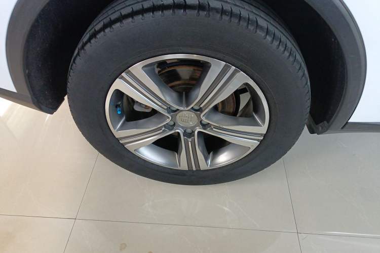 Used BYD Tang 2019 2.0T Automatic SmartConnect Luxury Edition 7 Seats China VI Standard
