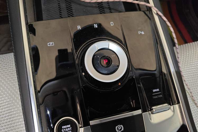 Used Kia Sportage (Chinese Domestic Model) 2023 2.0T Two-Wheel-Drive Prestige Edition
