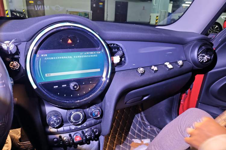 Used MINI MINI 2023 1.5T ONE