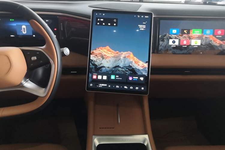 Used Geely Galaxy L7 2025 EM-i 115km Exploration+ Edition