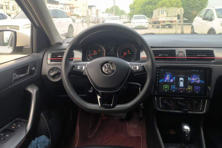 Used Volkswagen Santana 2017 Haval H9 1.6L Automatic Comfort Edition Steering Wheel