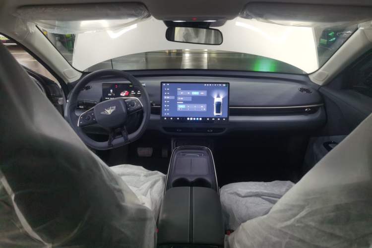 Used ARCFOX T1 2025 Model 425 PRO
