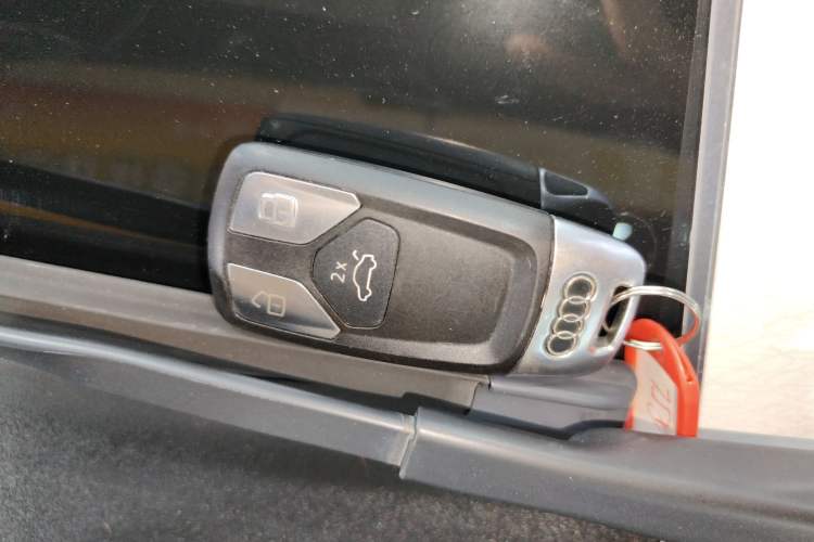 Used Audi Q5L 2020 Updated 40 TFSI Prestige Fashion Edition