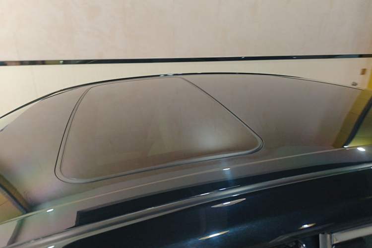 Used Toyota Avalon 2022 2.5L Luxury Edition Roof