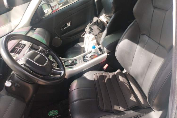 Used Land Rover Range Evoque 2018 240PS PURE Style Edition Left Front Seat