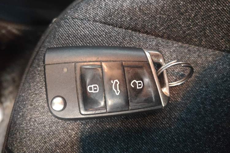 Used Volkswagen Tharu 2019 280TSI Two-Wheel Drive Trend Edition China VI Standard Vehicle Key